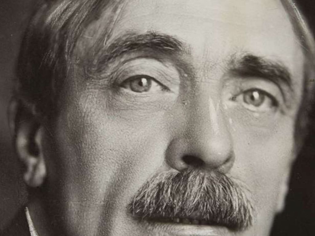 Black and white portrait photograph of French poet Paul Valéry, born in Sète, showing his distinctive mustache and penetrating gaze